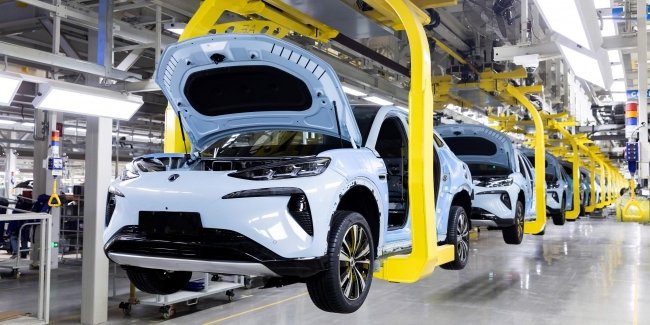 Китайський автогігант BYD вперше обійшов Ford за світовими продажами