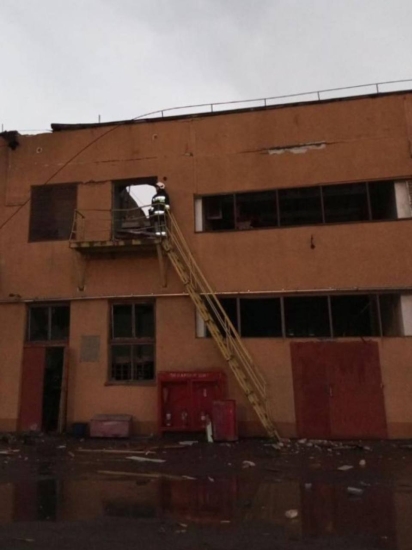 Росіяни знову атакували Одещину дронами. Є влучання у виробничі будівлі та склади (фото) /Фото 4