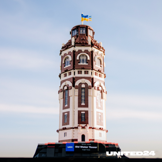 United24 разом із Lego Creators створили конструктори, присвячені українським памʼяткам. Гроші від проєкту спрямують на відбудову (фото) /Фото 2