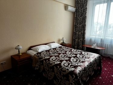 Фонд держмайна анонсував приватизацію столичного готелю «Україна» /Фото 4