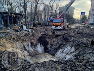 Росія завдала ракетного удару по Києву, є руйнування житлових будинків та поранені (фото) /Фото 5