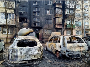 Росія завдала ракетного удару по Києву, є руйнування житлових будинків та поранені (фото) /Фото 3