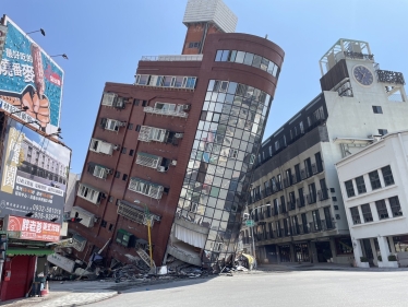 TSMC зупинила виробництво чипів на Тайвані після найпотужнішого за чверть століття землетрусу /Фото 1