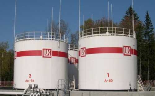 Лукойл збільшив експорт нафти до ЄС через море — новини LB.ua