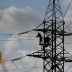 Відключення світла повертаються: яка ситуація в енергетиці