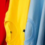 Як повернути яскравість вигорілому одягу: 3 засоби, які…