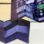 Huawei представив перший смартфон, що складається втричі. Він вже має…
