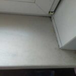 Як відбілити пластикове підвіконня і позбавити від плям, жиру, бруду…