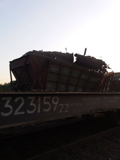 Росія вдарила балістикою та дронами по Києву, під завалами пошкодженого будинку продовжують шукати людей (фото, відео) /Фото 9