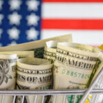 Ціни в США зростають. Інфляція прискорилася попри суттєве зниження цін…
