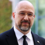 Премʼєр-міністр Шмигаль подав у відставку