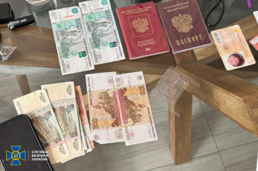 НАБУ заявило про обшуки у своїх співробітників. Що відомо (доповнено) /Фото 3
