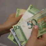Чому ми недооцінюємо себе: психологія зарплатних…