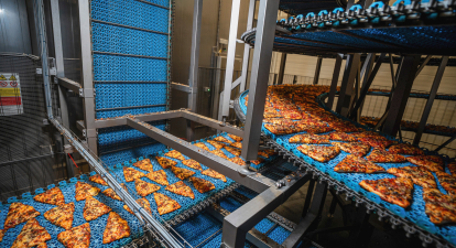 Новий завод Bakery Food у Хусті з липня 2025-го виробляє заморожену здобу. Засновник Олег Міщенко обрав Закарпаття замість Львівщини, Тернопільщини та Івано- Франківщини /Анастасія Мантач, для Forbes Ukraine