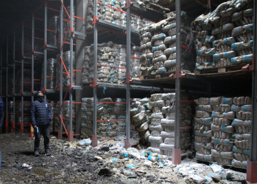 Удар Росії по складу ООН у Дніпрі знищив велику партію гуманітарної допомоги /Фото 1