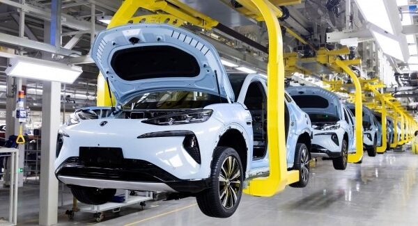 BYD з Китаю вперше перевершив Ford у глобальних продажах авто