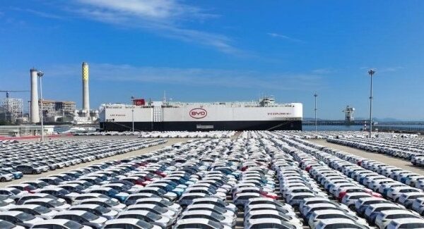 У Китаї січневі автопродажі знизились на 20%
