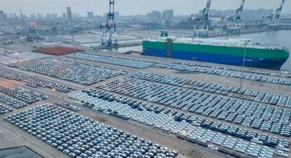 Трійка китайських автовиробників очолила світовий автопром.