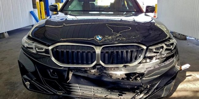 Сучасне відновлення машин після незначних аварій значно зросло в ціні.