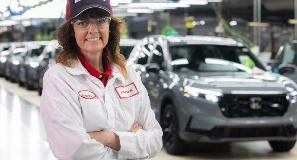 Honda зазнає багатомільярдних збитків через падіння інтересу до електрокарів.