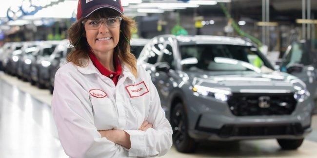 Honda зазнає багатомільярдних збитків через падіння інтересу до електрокарів.