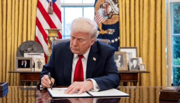 Трамп наклав збори на Швейцарію через “запальну бесіду” з очільницею.