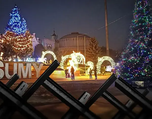 (Не) святкова атмосфера: як зустрічатимуть Новий рік у наближених до фронту містах