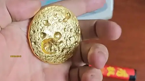 Блогер видобув 190 грамів золота з SIM-карт: чому не варто наслідувати його приклад