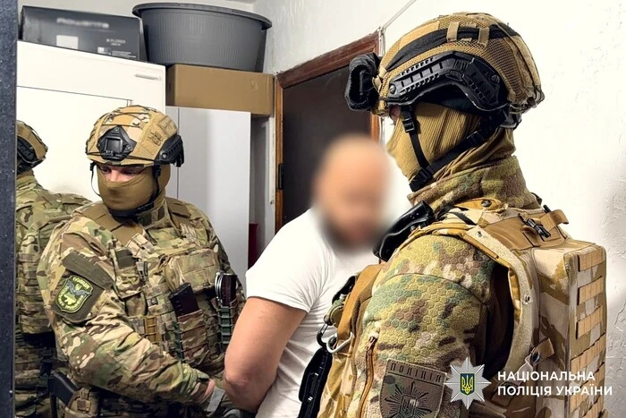 У Києві викрито схему легалізації нелегалів під виглядом волонтерів