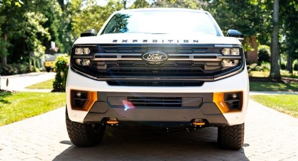Ford підвищує норми безпеки для систем підтримки водія.