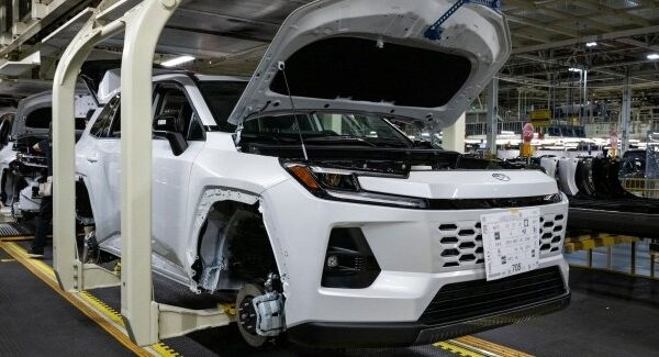 Іранський конфлікт вплинув на виробництво Toyota
