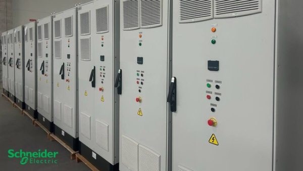 Французька компанія Schneider Electric взяла участь у модернізації систем теплопостачання в 26 українських містах.