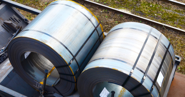 Nucor збільшує вартість гарячекатаного рулону на 10 доларів за тонну.