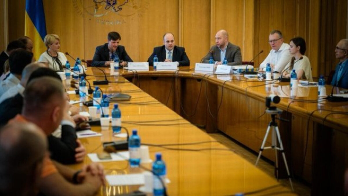 У серпні Україна поставила на зовнішні ринки третину необхідних обсягів аграрної продукції за допомогою обхідних маршрутів, як повідомив очільник Міністерства аграрної політики.