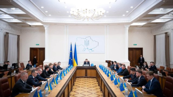 Уряд ухвалив рішення про розподіл 64,8 мільйона гривень з бюджету на відбудову та подолання наслідків бойових дій.