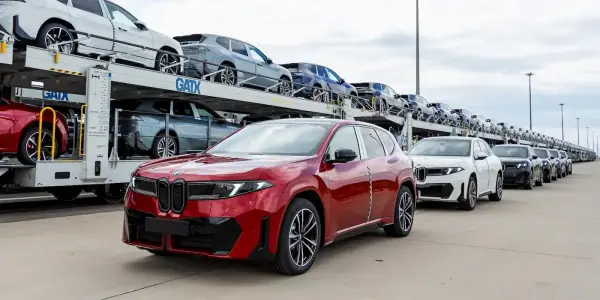 BMW iX3: третина електромобілів, замовлених у Європі