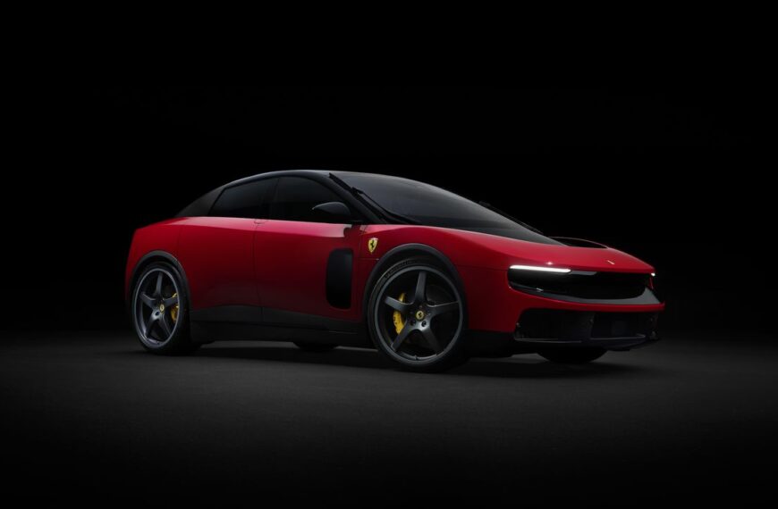 Ferrari Luce: Електрокар з дизайном від творця iPhone та п’ятимісним салоном