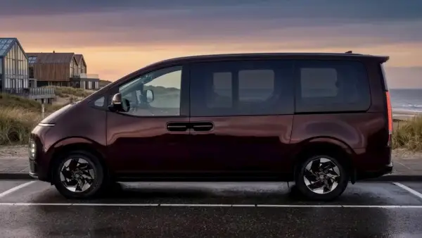Hyundai розпочав прийом замовлень на новий електромобільний фургон