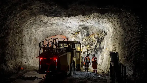 Glencore виводить на новий рівень роботу мідного рудника в Садбері, що працює виключно на електриці