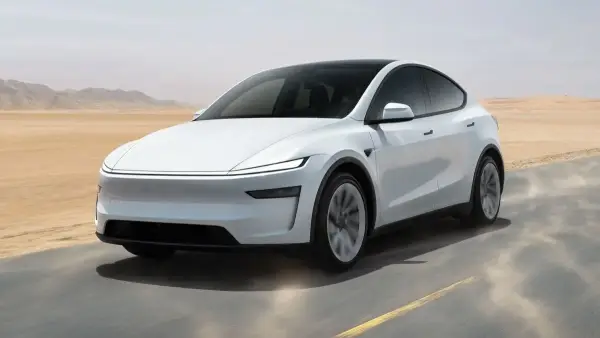 Ціни на електромобілі падають, коли вартість нових авто сягає $50 тисяч
