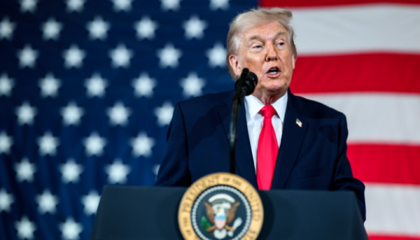 Трамп розглядає можливість захоплення нафтових об’єктів Ірану на острові Харк - Axios