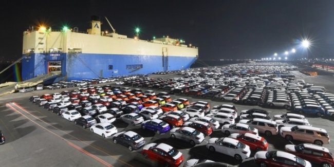 Південна Корея посилює заходи проти незаконного експорту автомобілів до Росії